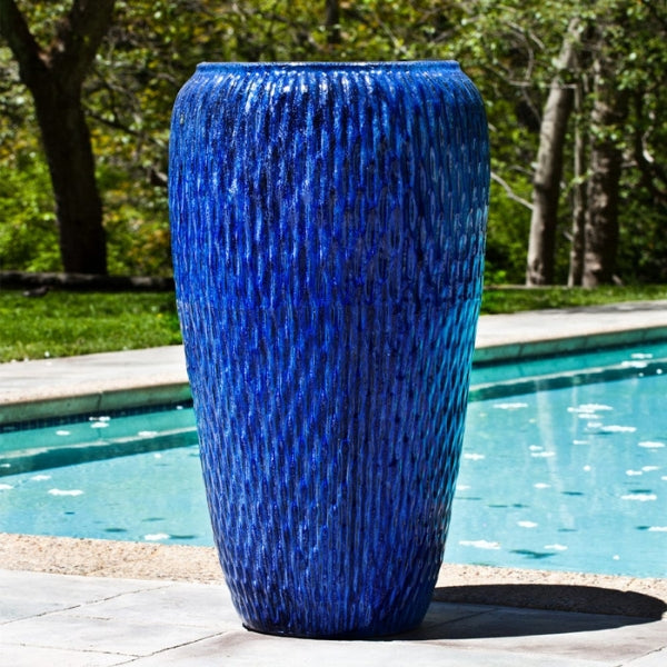 How Tall Garden Planters Enhance Your Outdoor Area