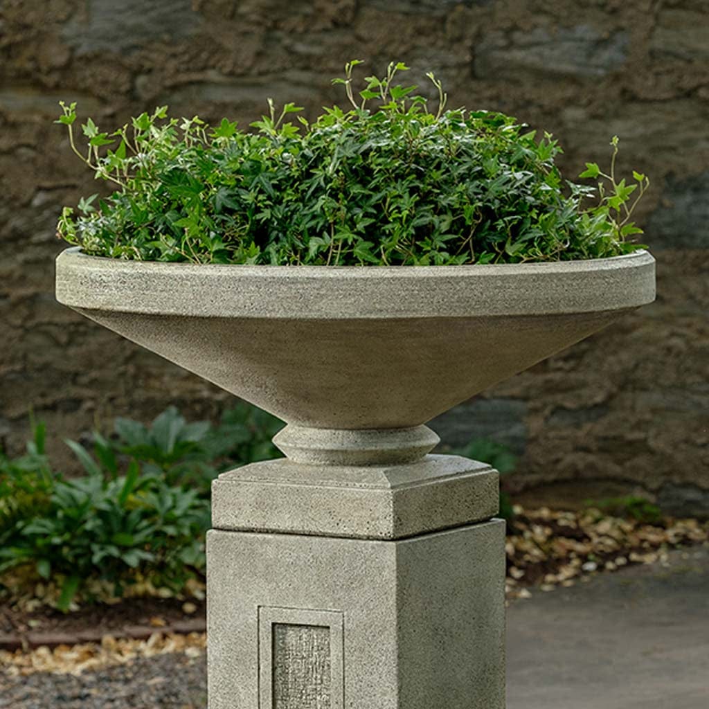 Gimlet Urn Planter