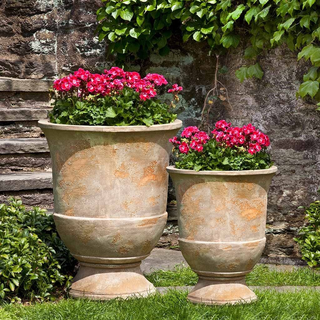 Lipari Urn -Set of 2 in Antico Terra Cotta Finish