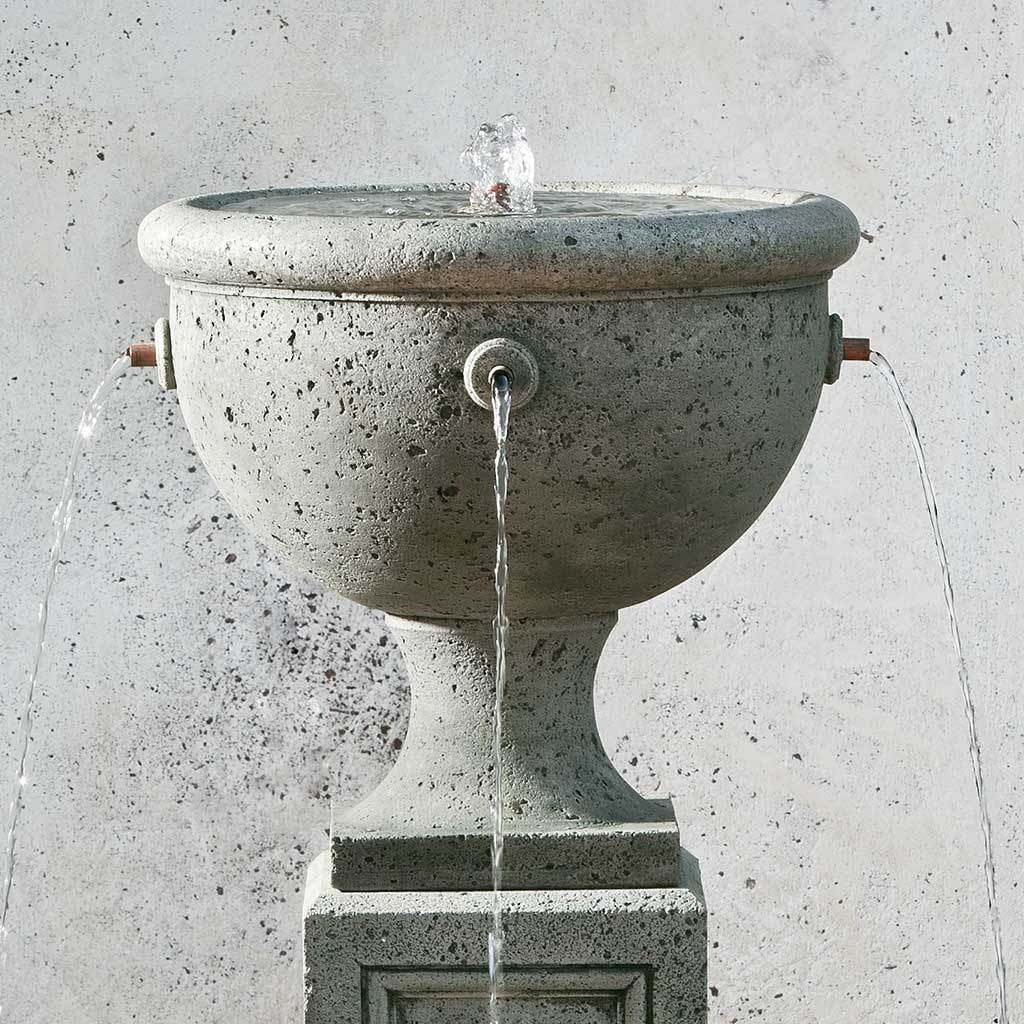 Navonna Outdoor Water Fountain