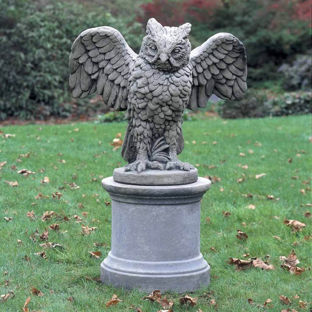Plain Round Pedestal for Urn and Statues