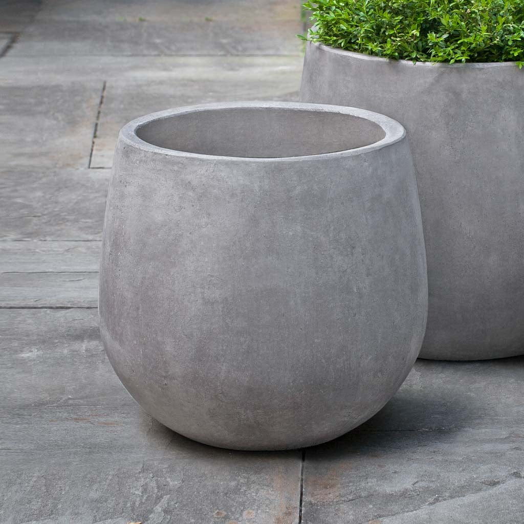 Montrose | Lightweight Cast Stone Concrete Planter in Grey