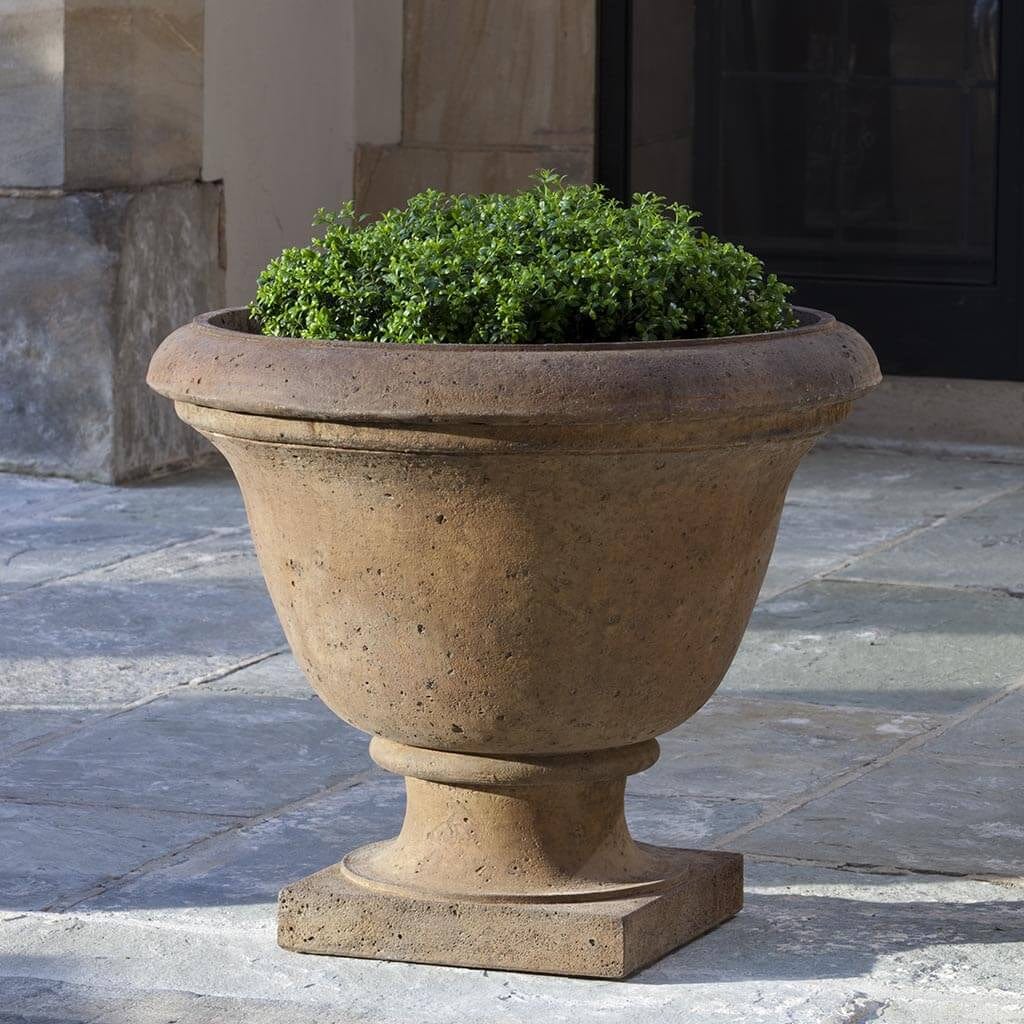 Rustic Hampton Urn Garden Planter