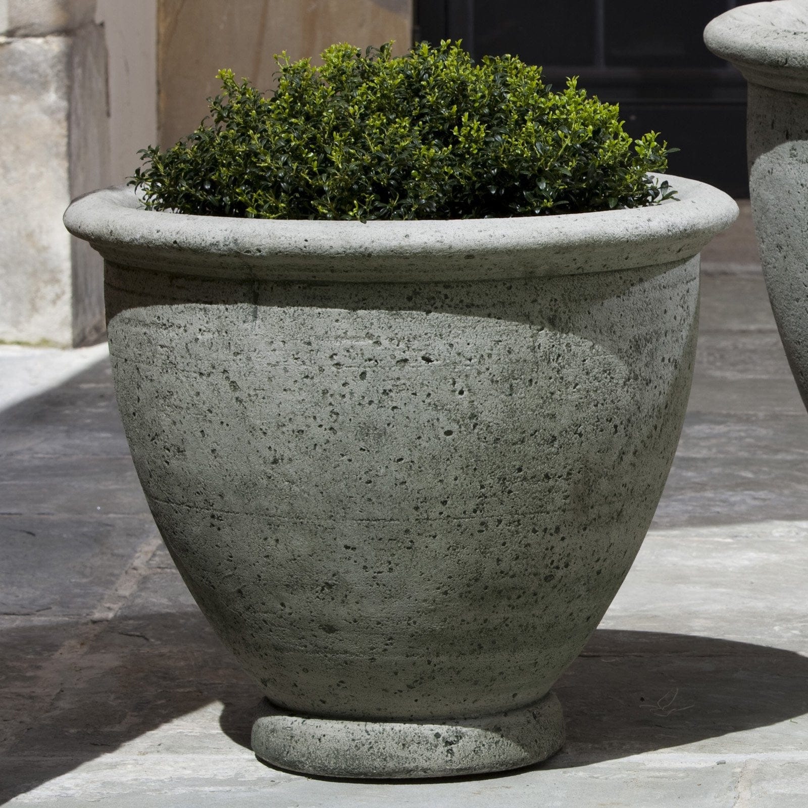 medium plant pots outdoor Berkeley Medium Garden Planter