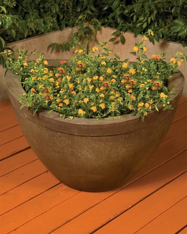 Majestic Planter - Outdoor Art Pros