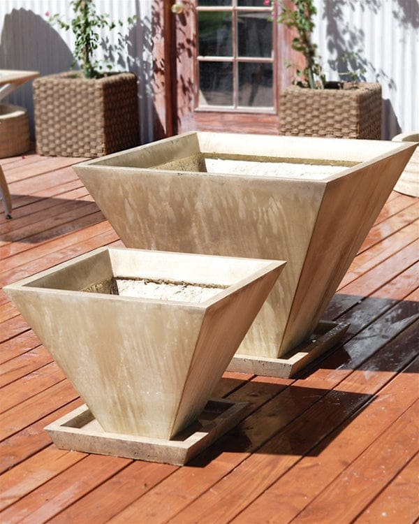 Oblique Planter - Outdoor Art Pros