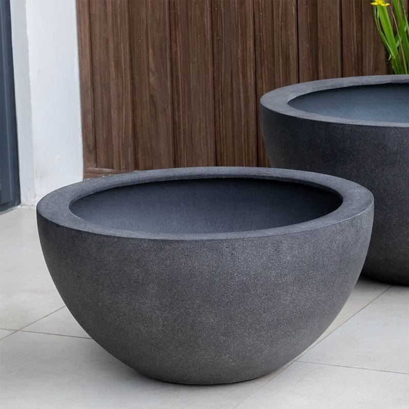 Piccadilly Planter Charcoal Premium Lite® - Outdoor Art Pros