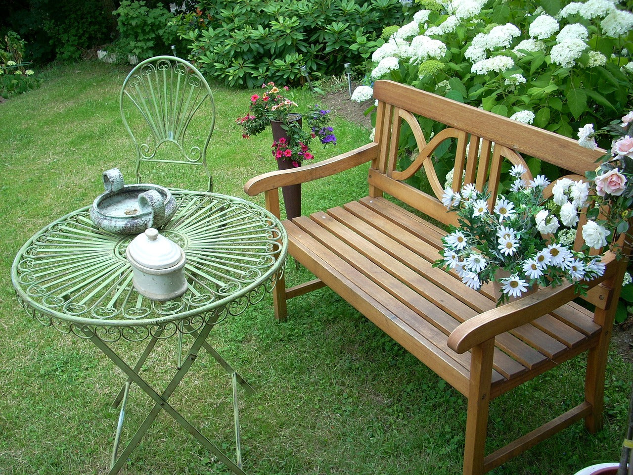 garden bench