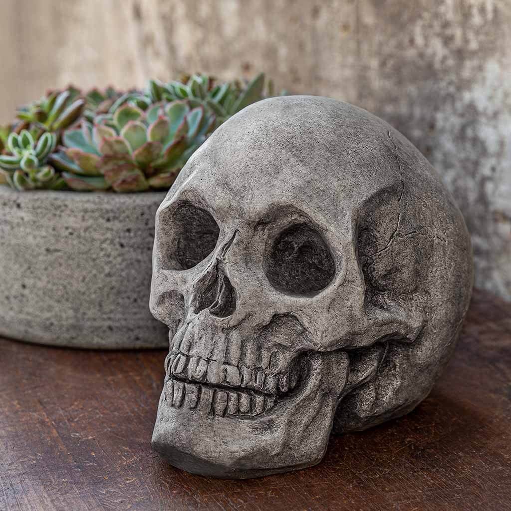 Alas Poor Yorick | Skull Garden Statue