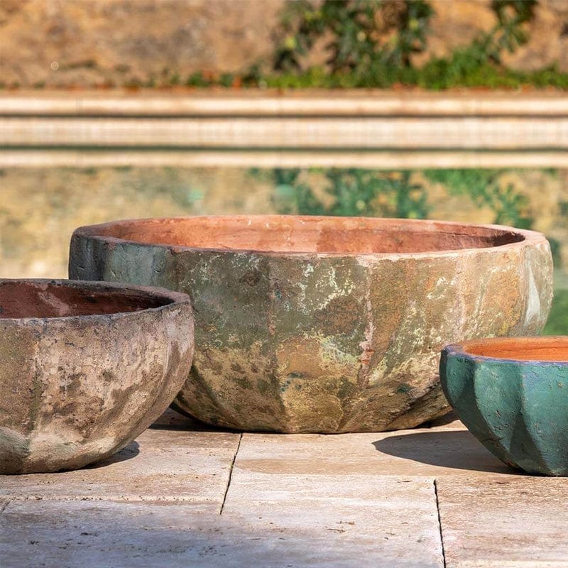 Apulia Vicolo Bowl in Vicolo Verde