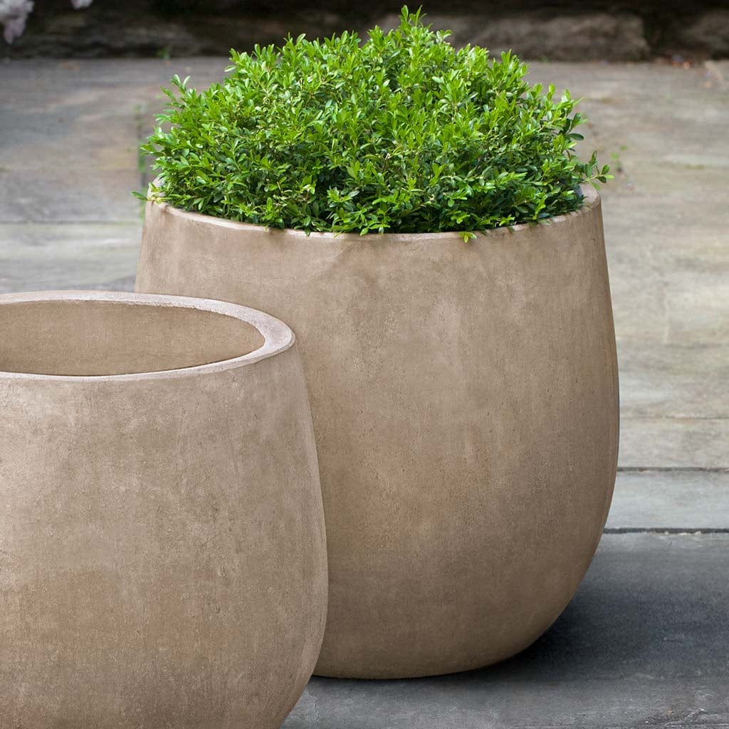 Montrose Large |Lightweight Cast Stone Concrete Planter in Brown