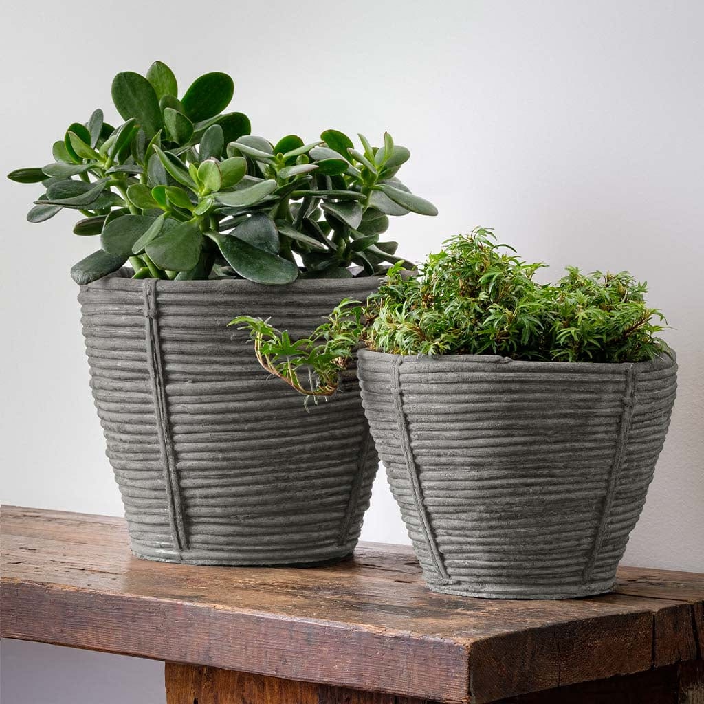 Reed Lightweight Cast Stone Concrete Planter in Grey