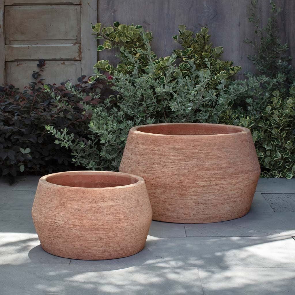 Sequoia Terra Cotta Planter Set of 2 in Terra Cotta Finish