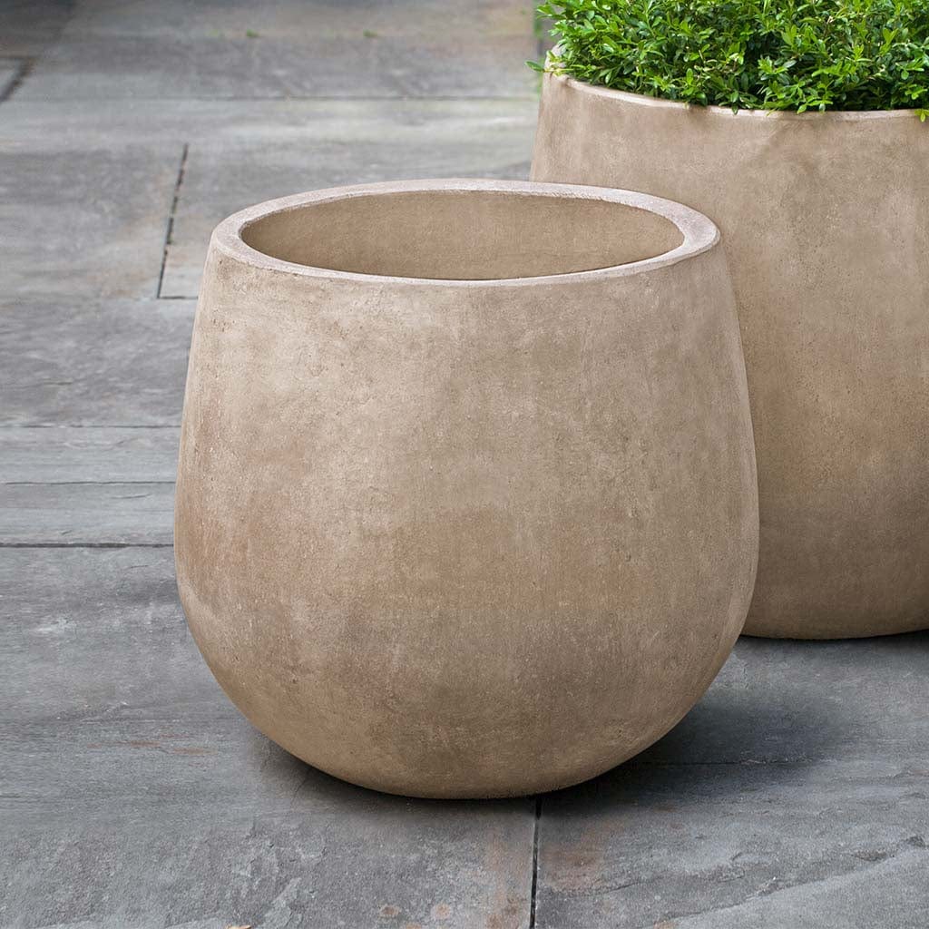Montrose | Lightweight Cast Stone Concrete Planter in Brown