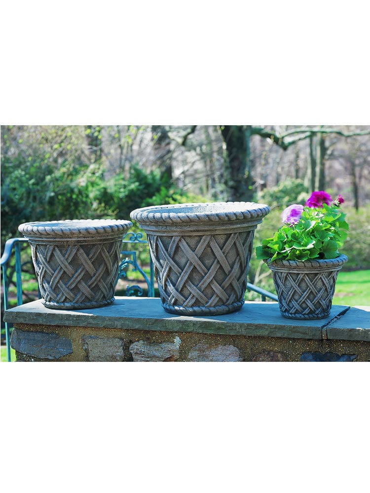 English Weave Garden Planter