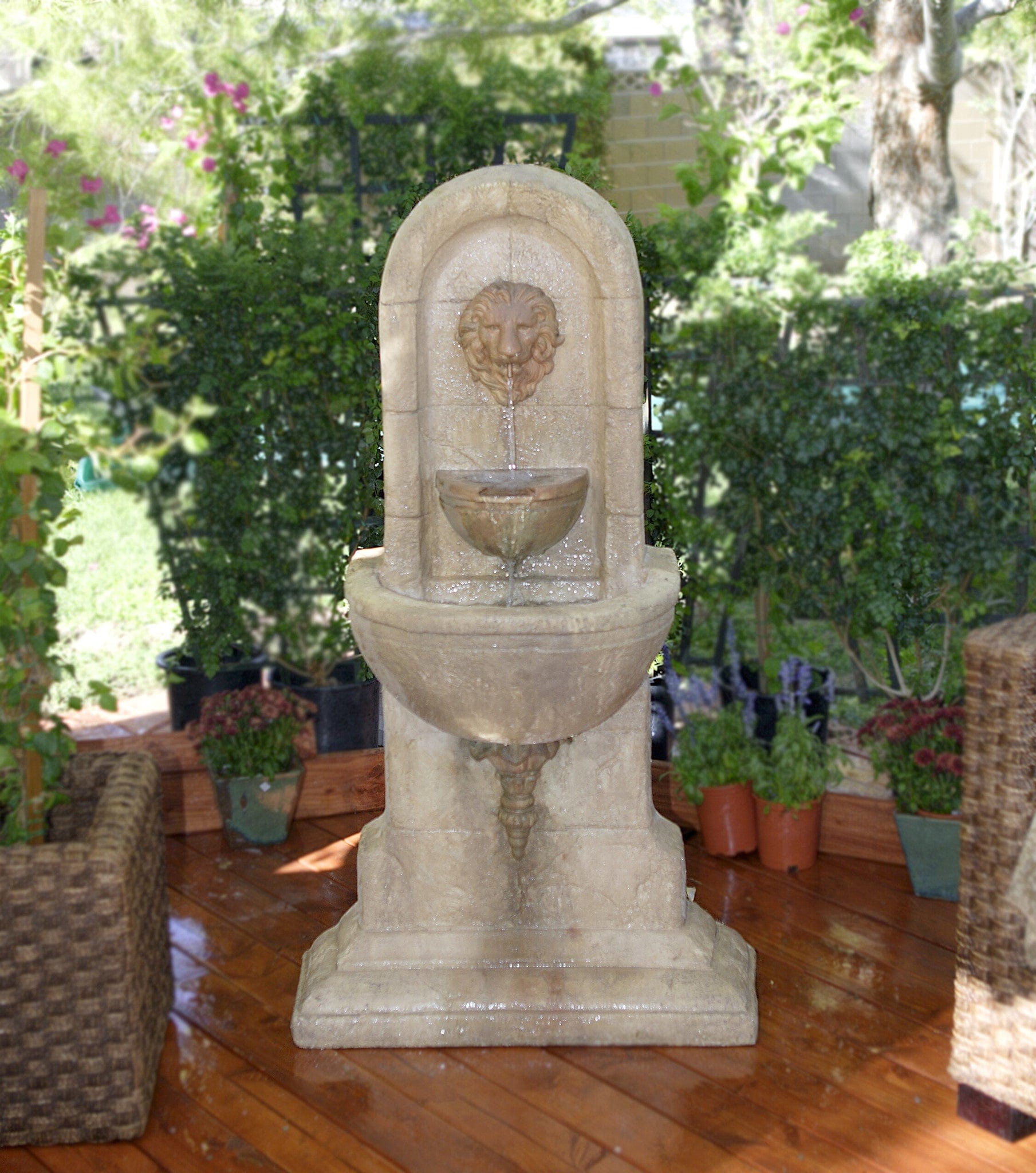 Lion Garden Water Fountain - Fountains - Outdoor Art Pros