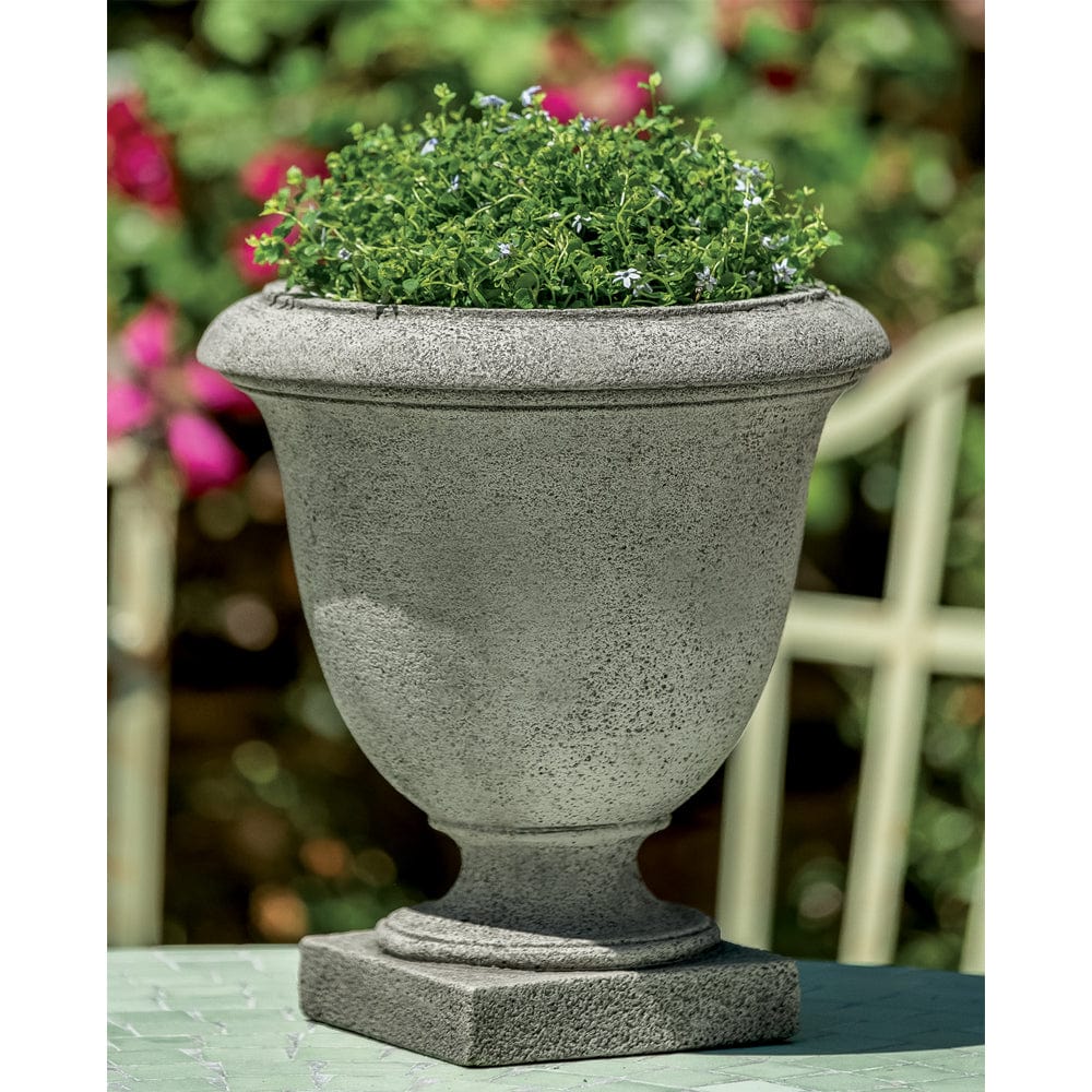 Oakdale Urn Planter - Outdoor Art Pros