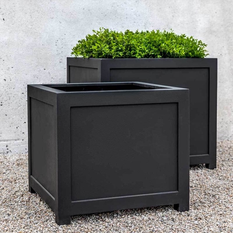 Oxford Square Planter in Onyx Black Lite - Outdoor Art Pros