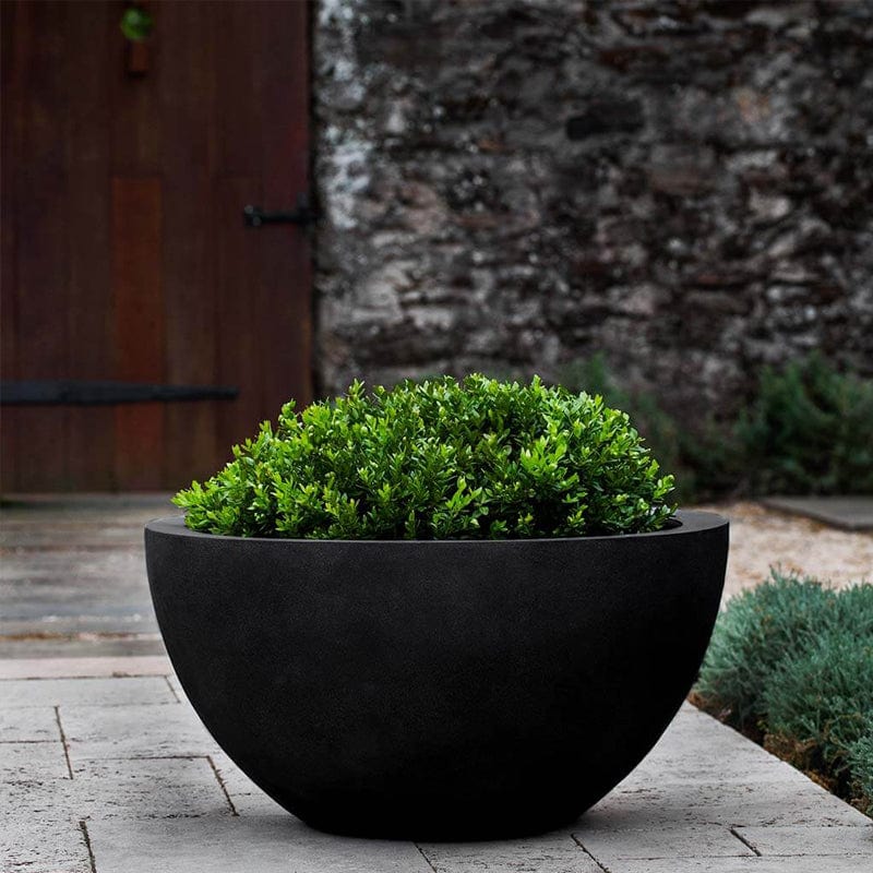 Piccadilly Planter Onyx Black Lite® - Outdoor Art Pros